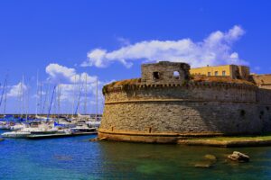 Die Burg von Gallipoli vom Wasser aus gesehen