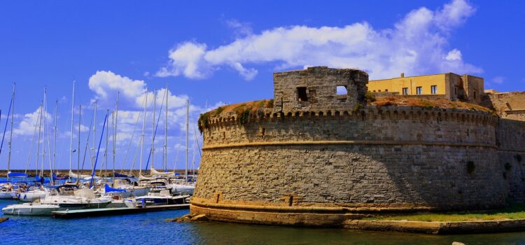 Die Burg von Gallipoli vom Wasser aus gesehen