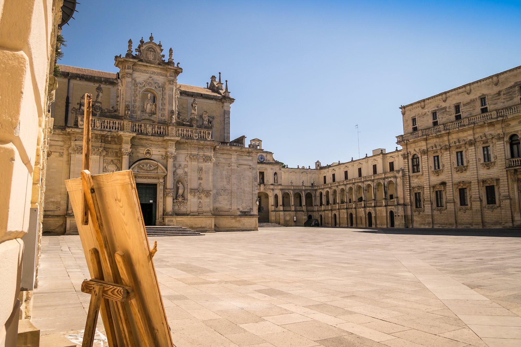 Die Piazza del Duomo in Lecce