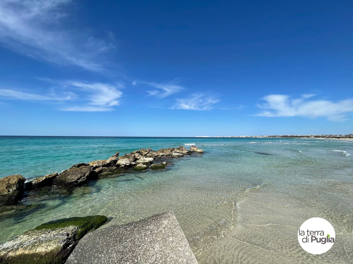 Ein Strand bei Gallipoli am Ionischen Meer