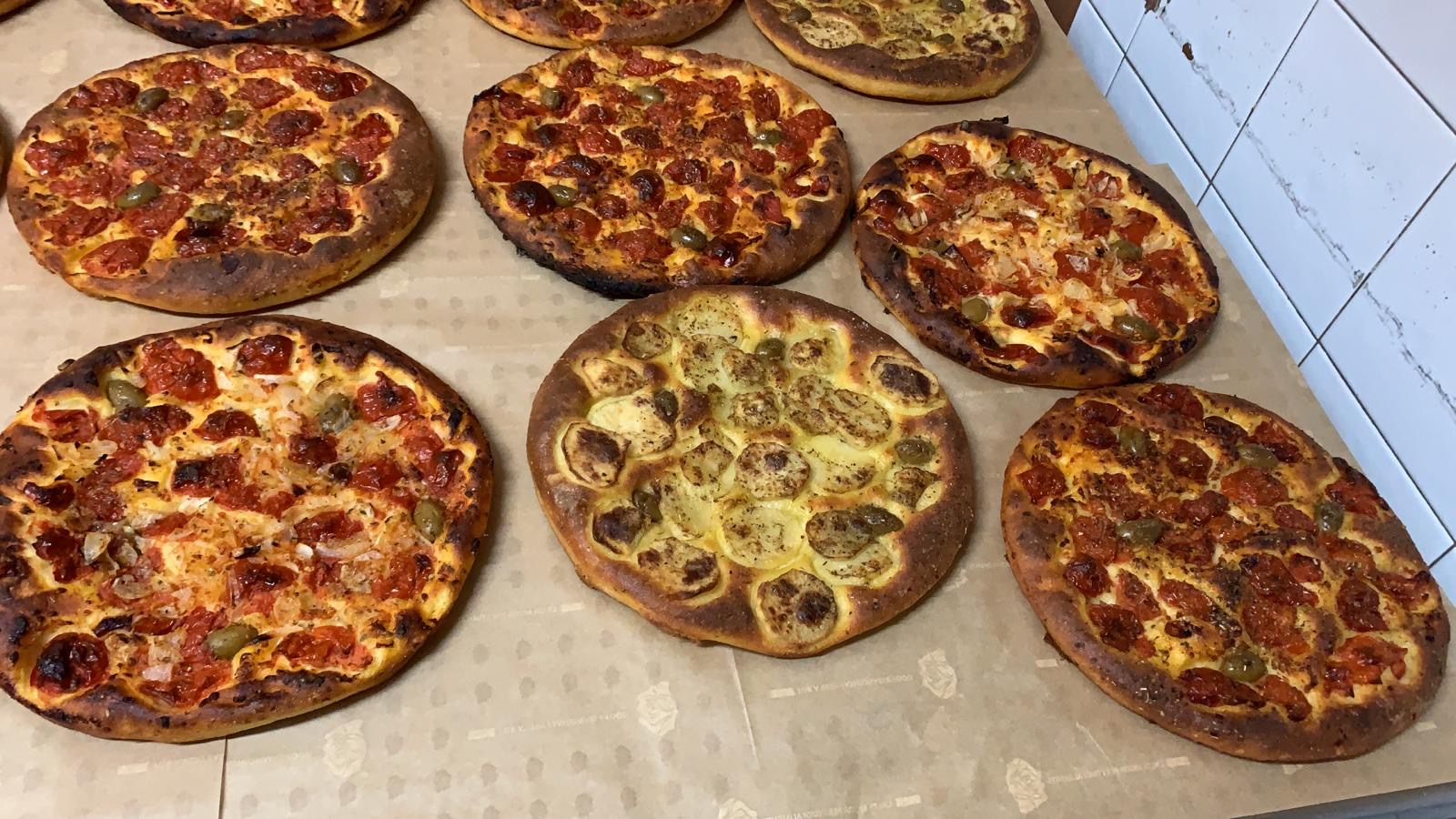 Focaccia barese, mit Kartoffel im Teig